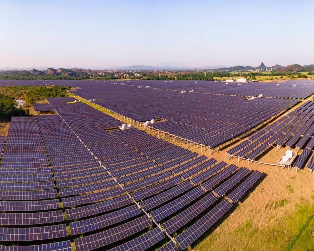 Solar Farm São Paulo - Usina solar fotovoltaica em São Paulo, Brasil com capacidade de 950 MW
